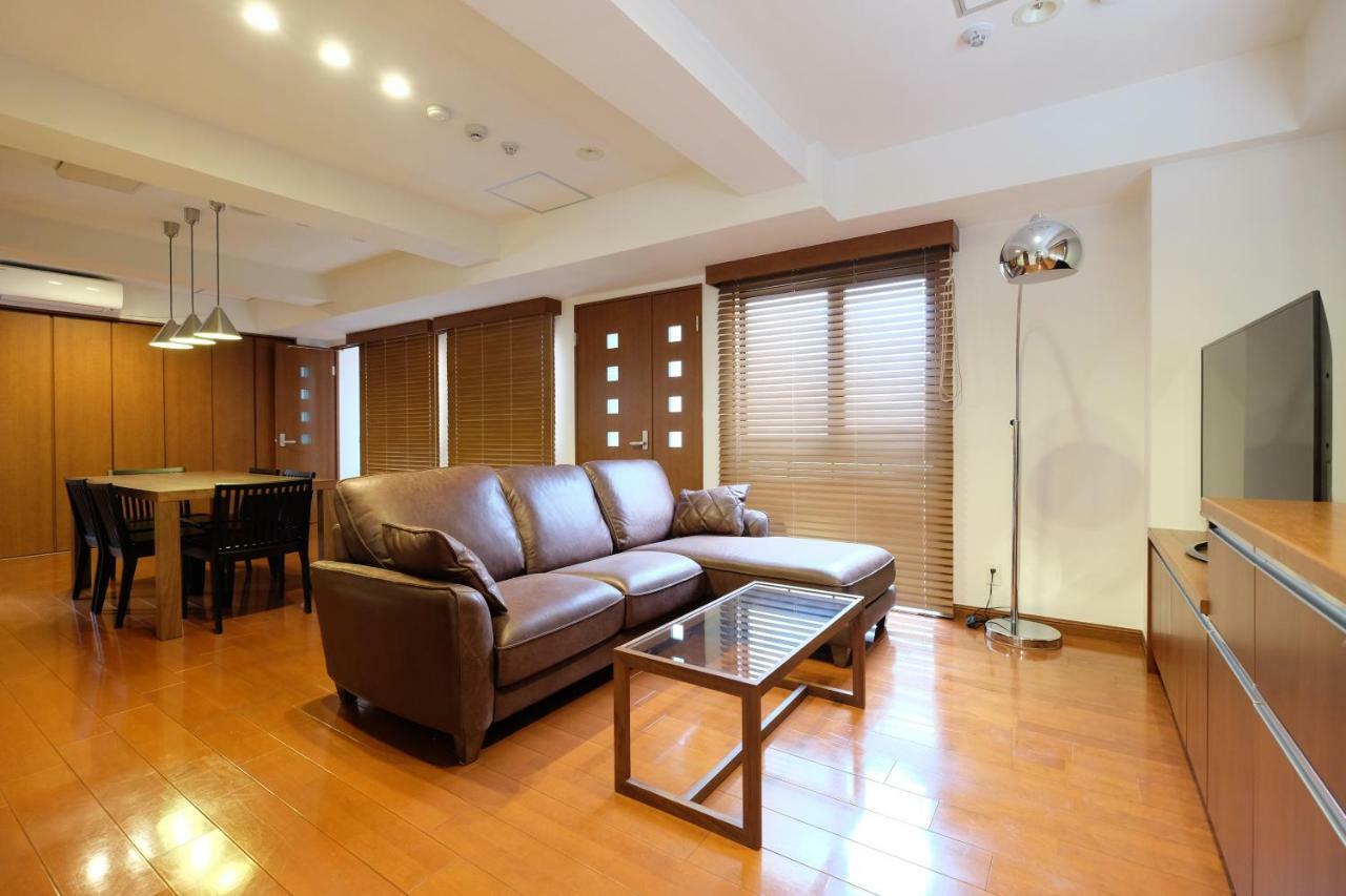 Ookini Hotels Nipponbashi Apartment Osaka Buitenkant foto